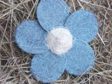Sisal Blüte 15 cm Hellblau / Weiß